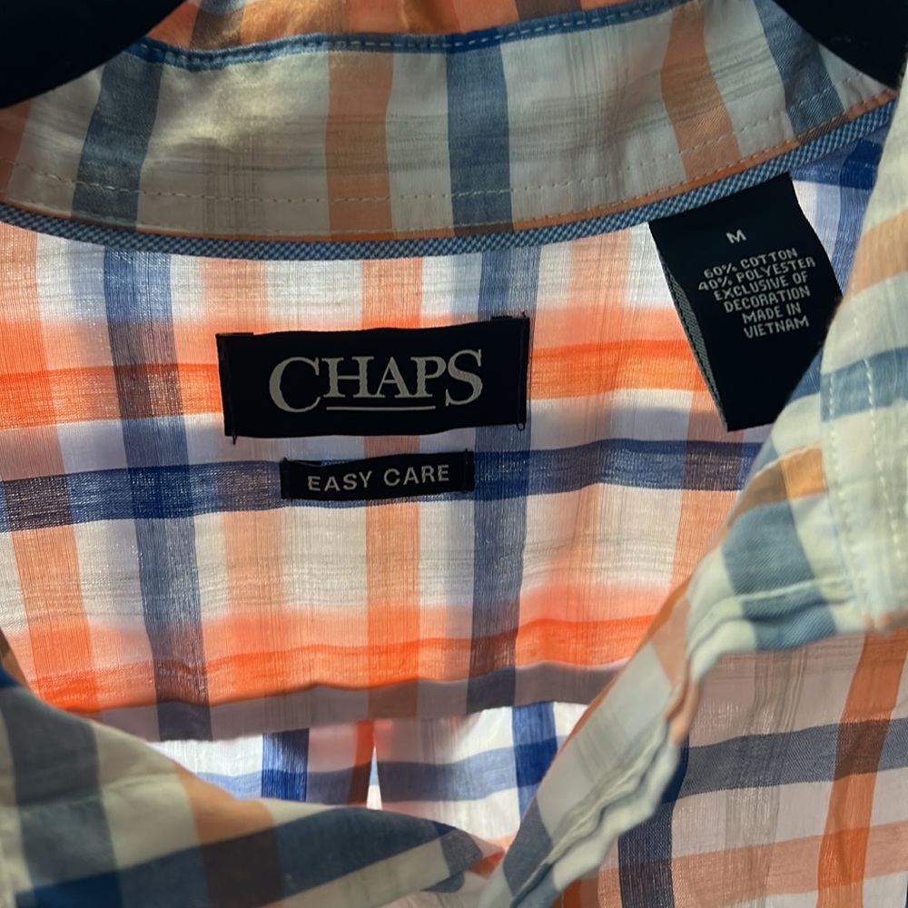 MEN’S BUTTON-UP - Picture 2 of 4
